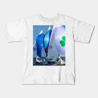 Racing Downwind. Kids T-Shirt